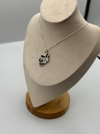 Good time skull pendant