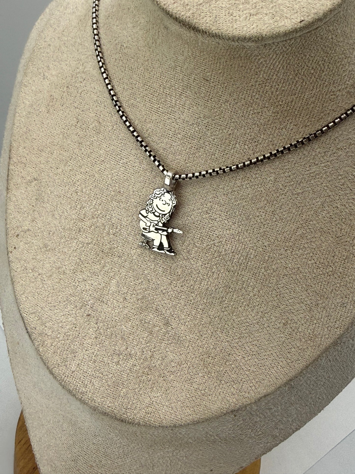 Penut’s mikey pendant with type 2 designs