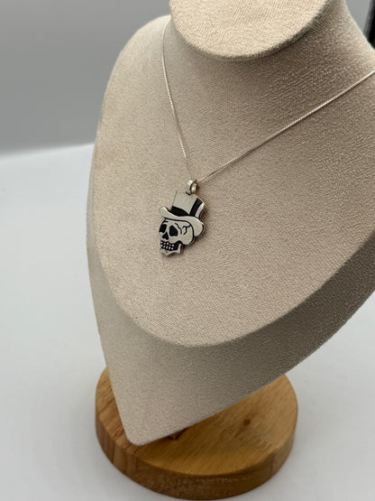 Good time skull pendant