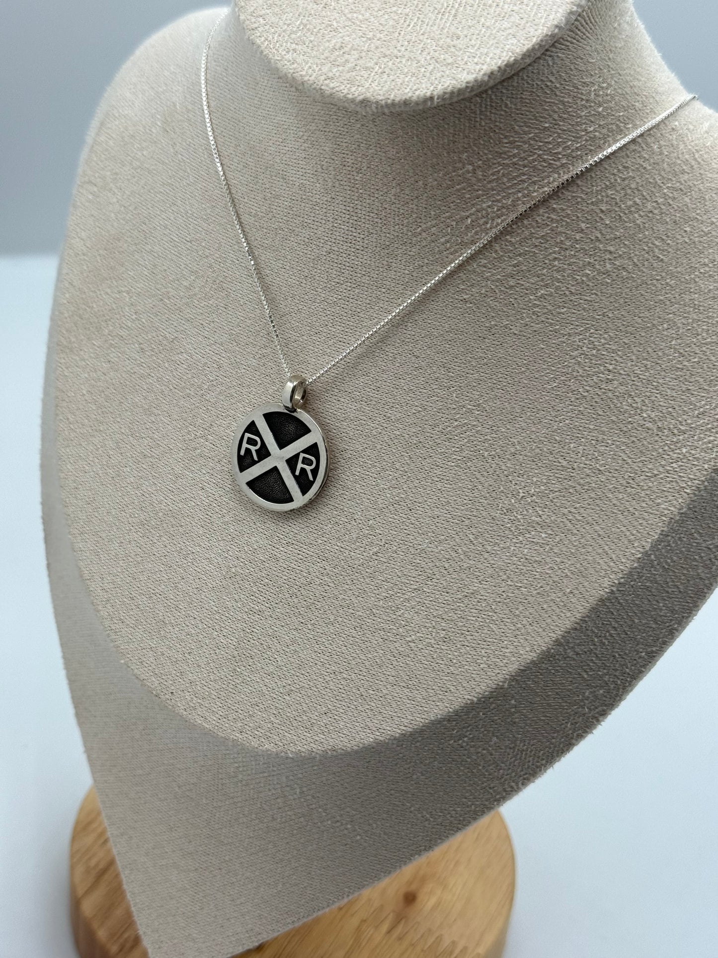 railroad crossing pendant