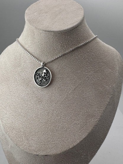 Note eater pendant