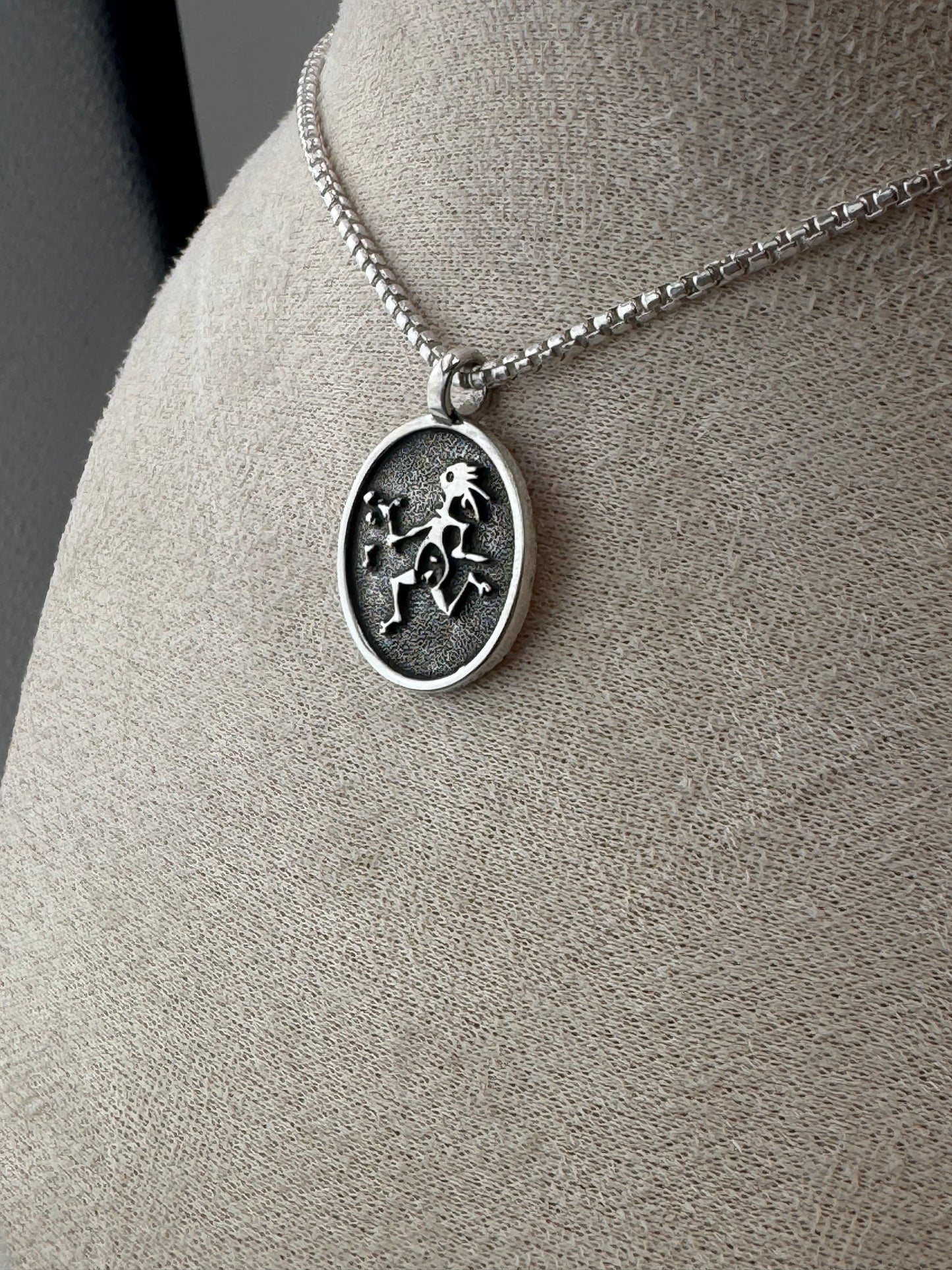 Note eater pendant